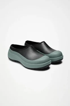 The Dry Clog M