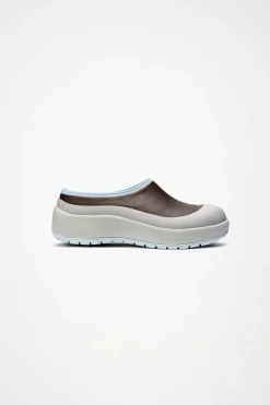 The Dry Clog W